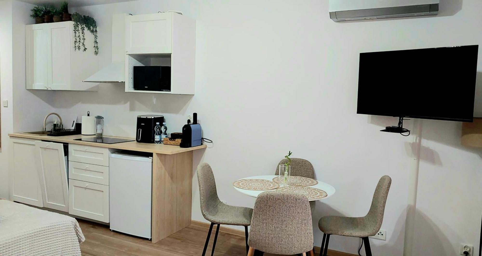 By The River With Terrace, Basen, Sauna, Jacuzzi, Fitness * Dziwnów